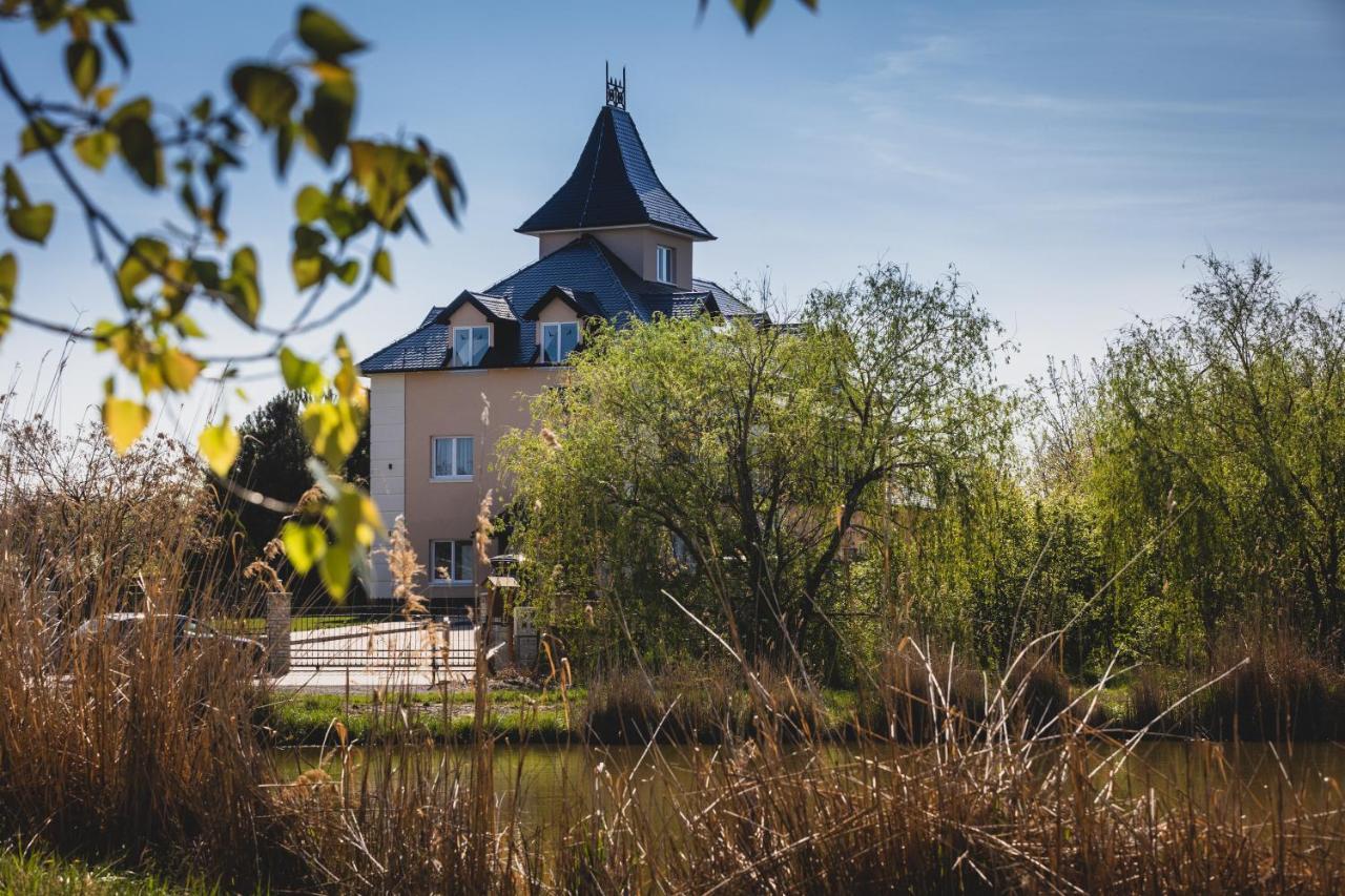 Navigator Otel Palić Dış mekan fotoğraf