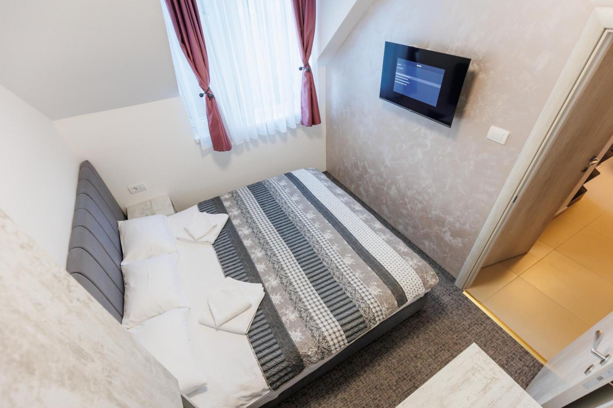 Navigator Otel Palić Dış mekan fotoğraf